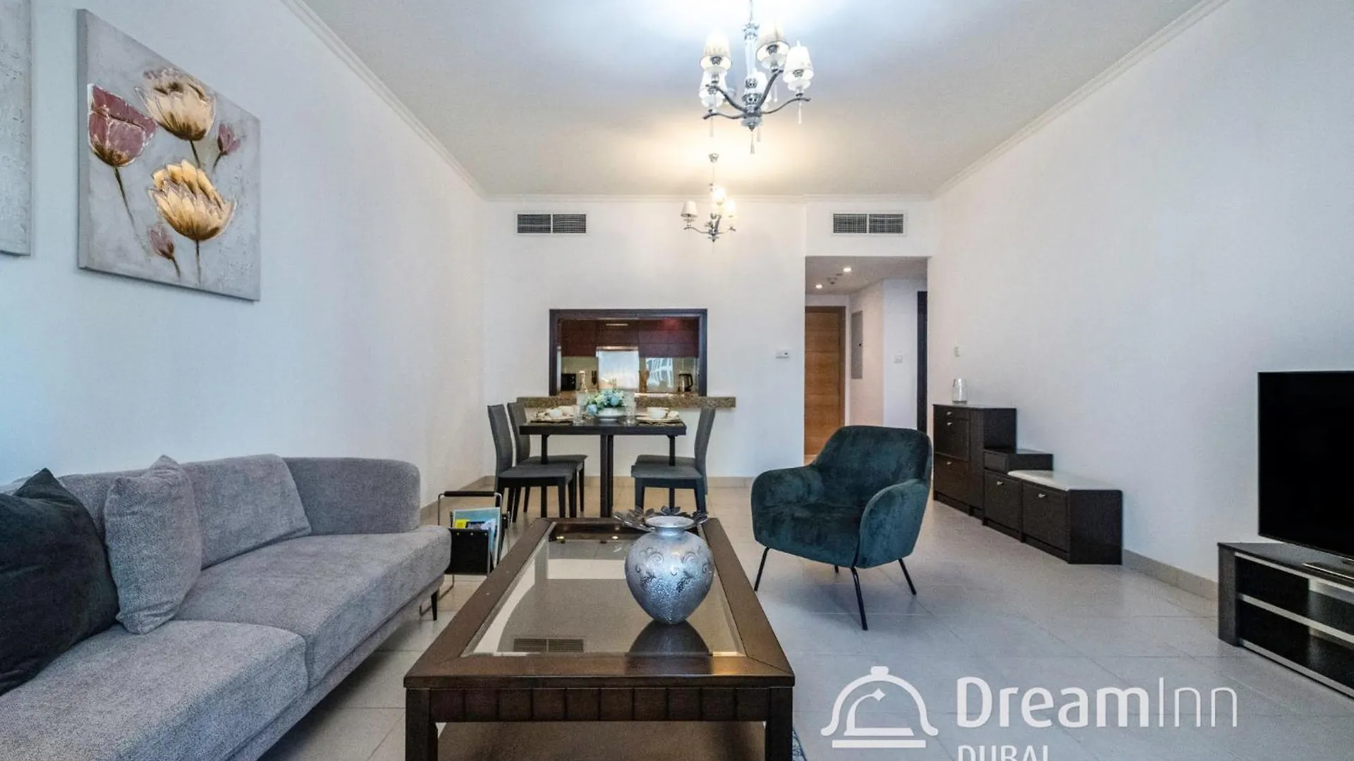 Dreaminn-1Br Burj Views Apt With Balcony & Sofa Bed Dubai 0*,